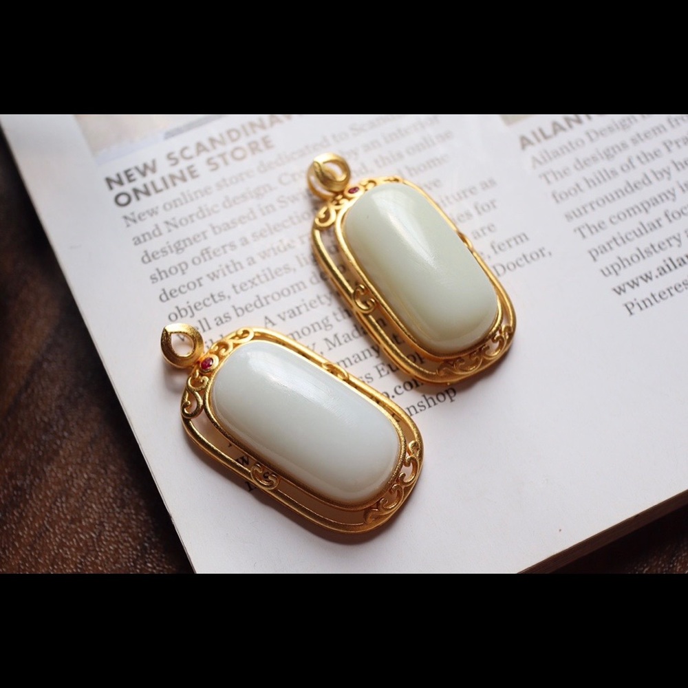 24k Gold Plated Jade Necklace / Green Gemstone Charms Pendants Jewelry